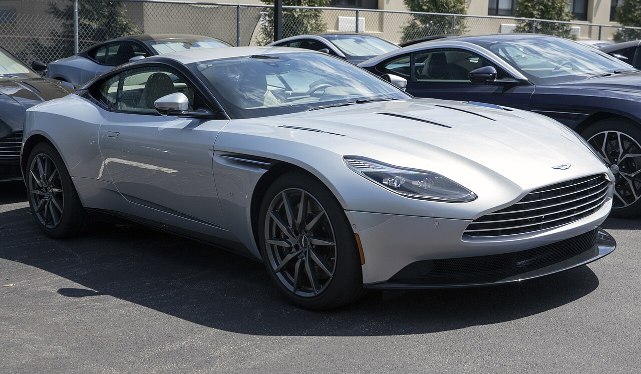 Aston Martin DB11
