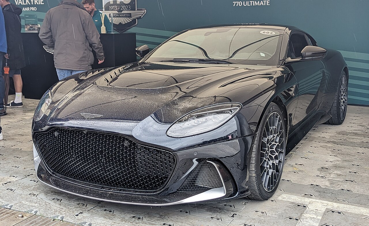 Aston Martin DBS 770 Ultimate
