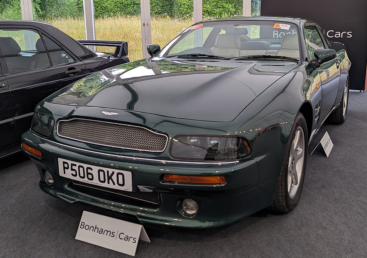 Aston Martin V8