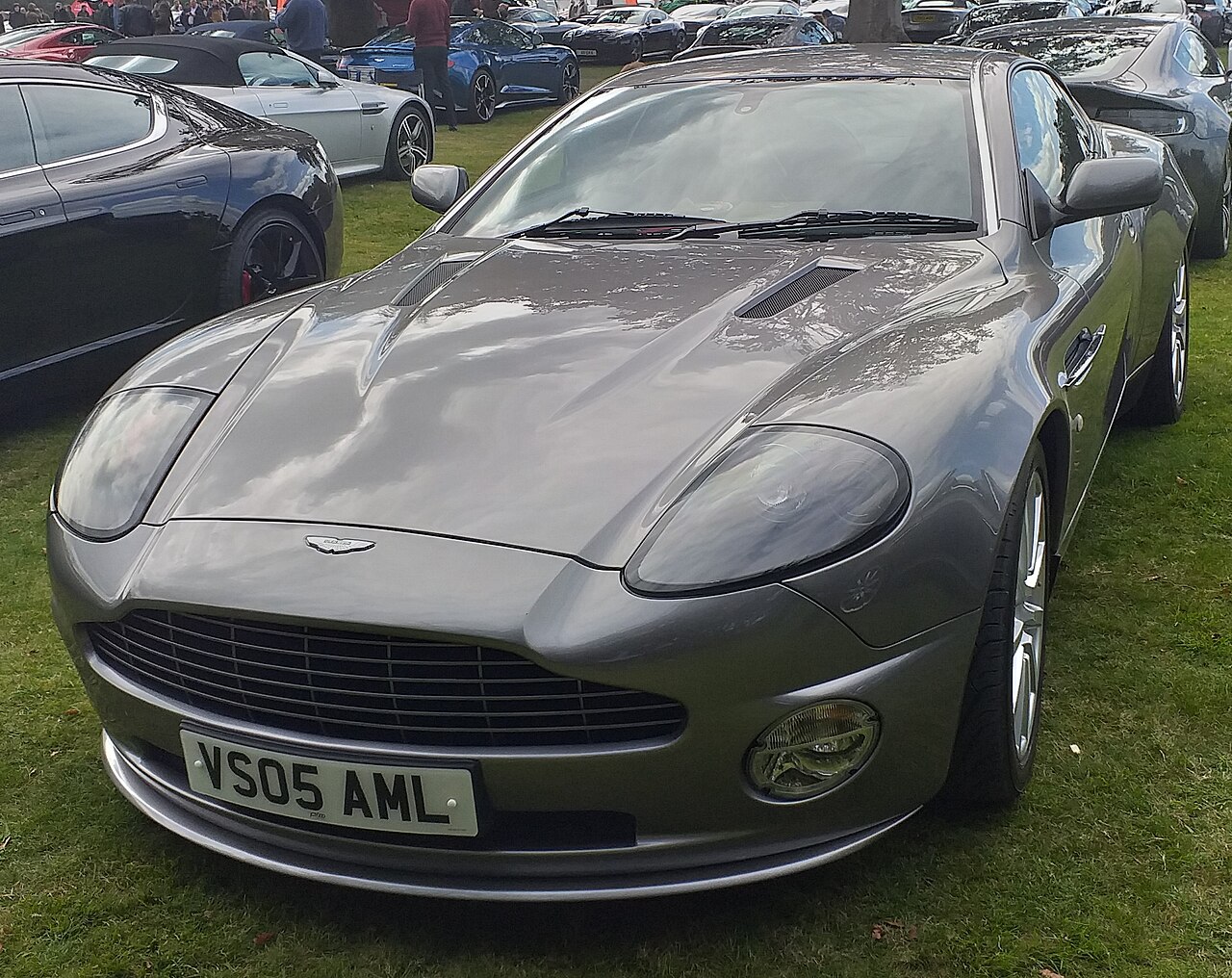 Aston Martin Vanquish S