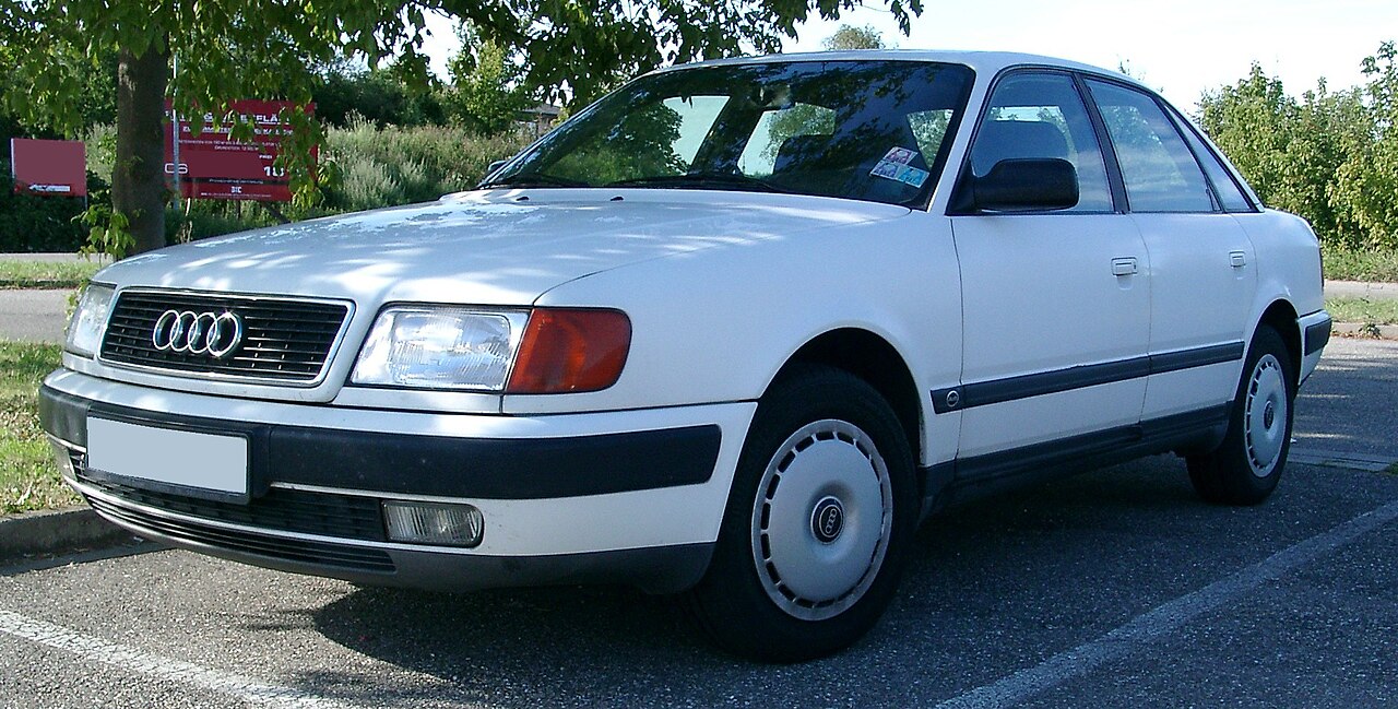 Audi 100