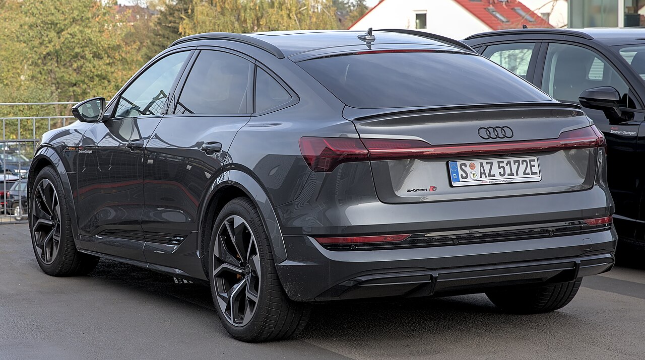 Audi e-tron S