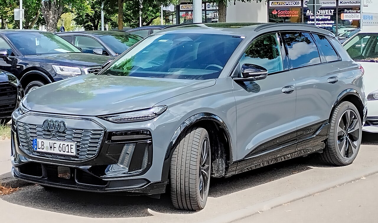 Audi SQ6 e-tron