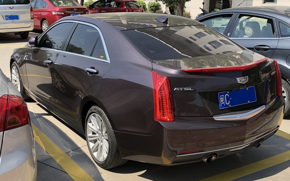 Кадиллак ATS-L