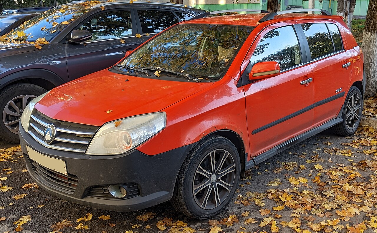 Джили MK Cross