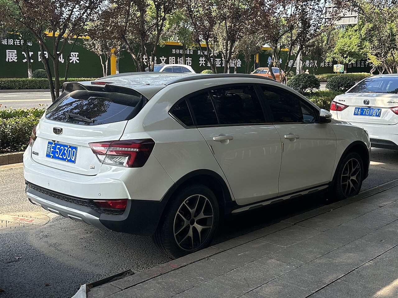 Джили Vision S1
