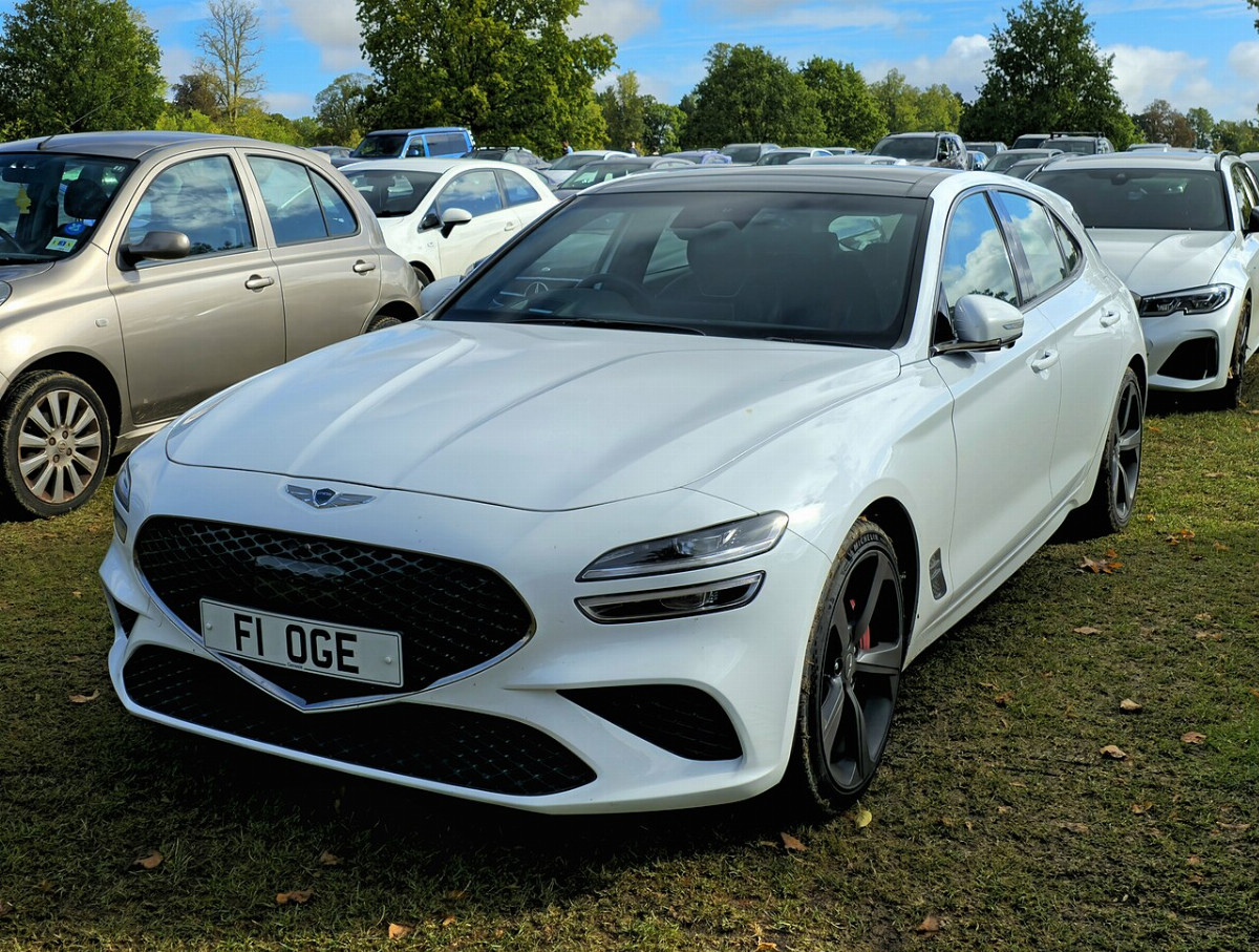 Genesis G70