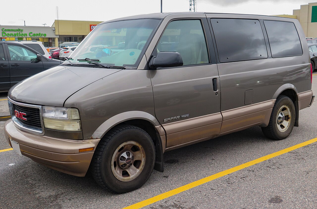 GMC Safari