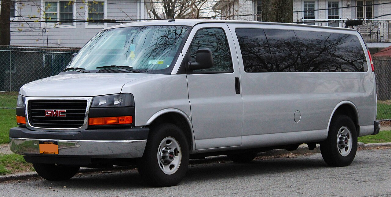 GMC Savana 3500
