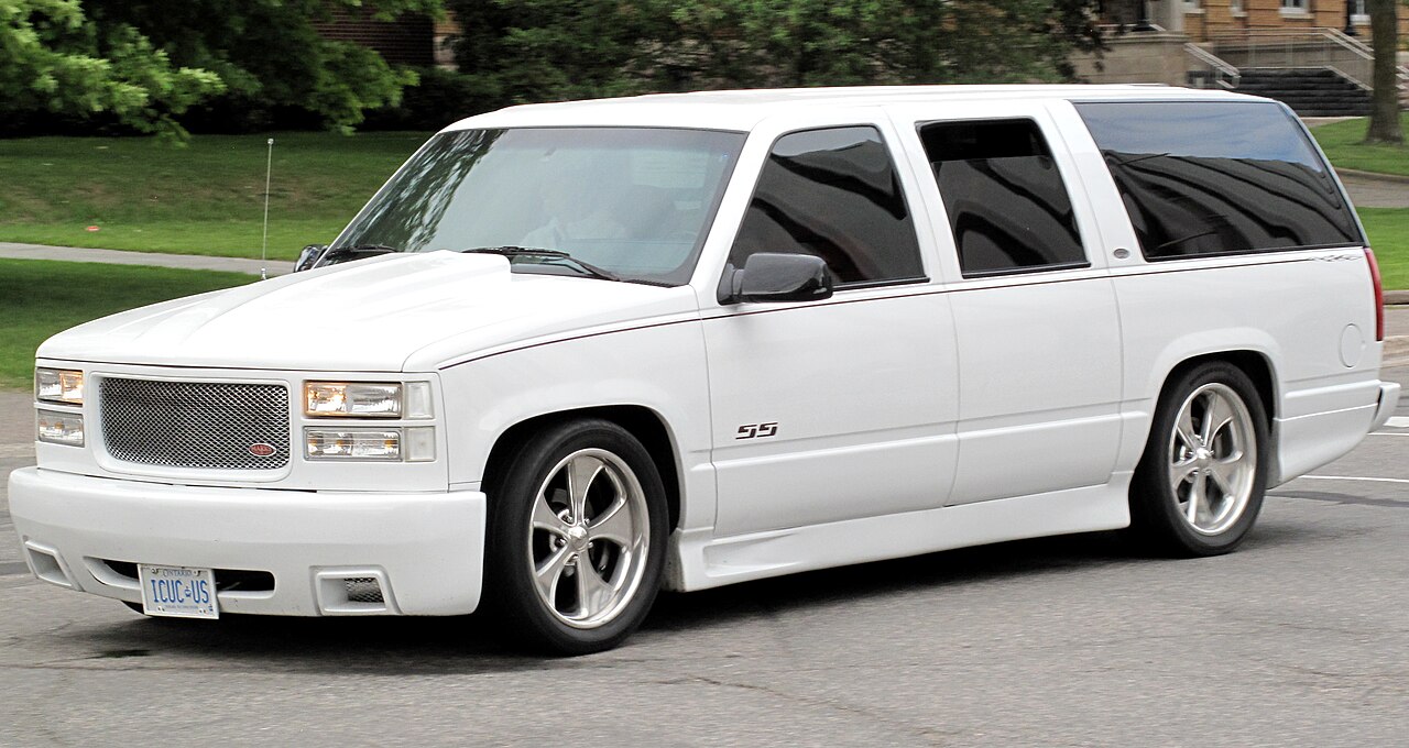 GMC Suburban 1500