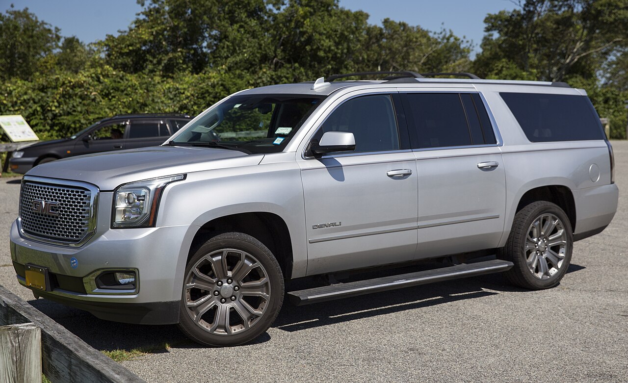 GMC Yukon XL 1500