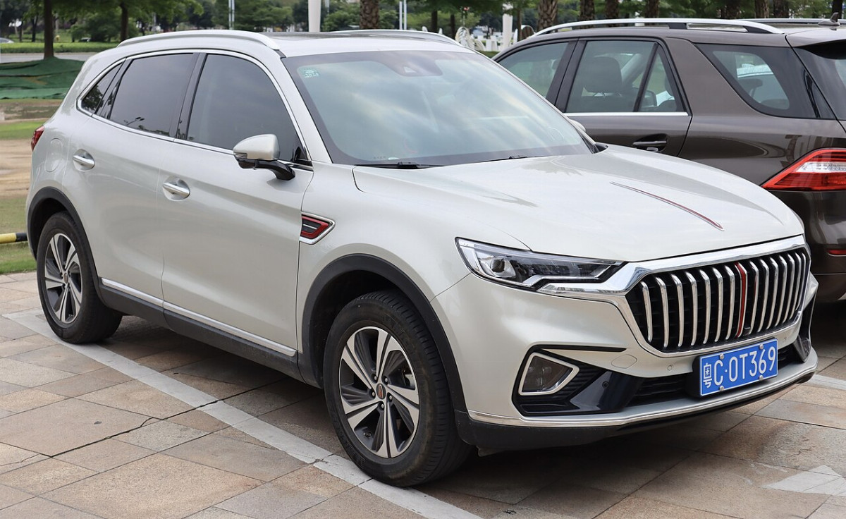 Hongqi HS5