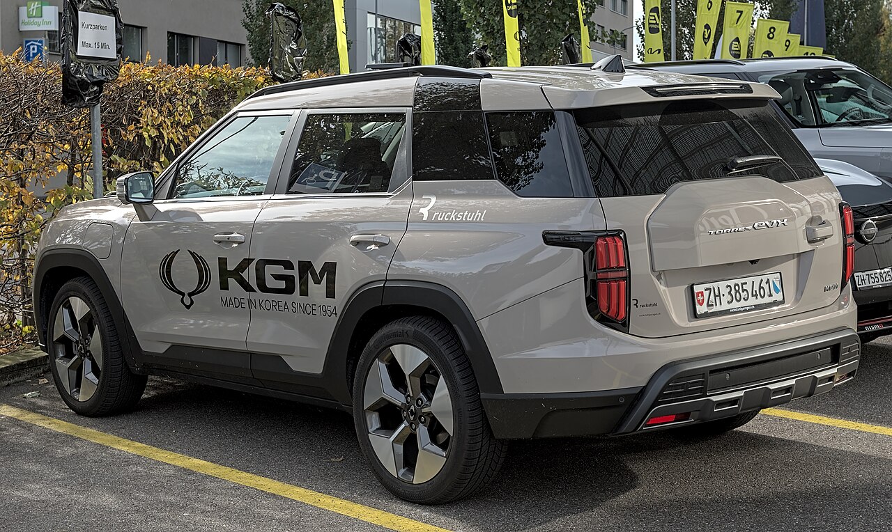 KGM Torres EVX