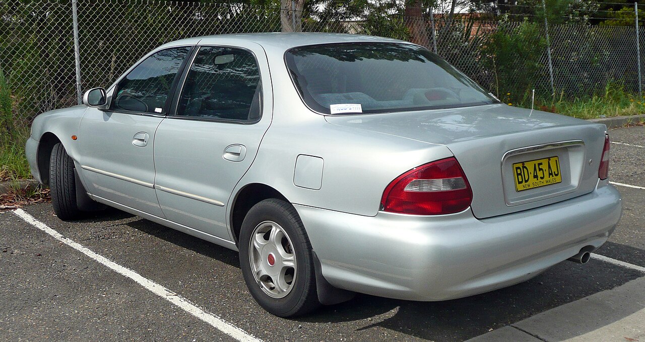 Kia Credos