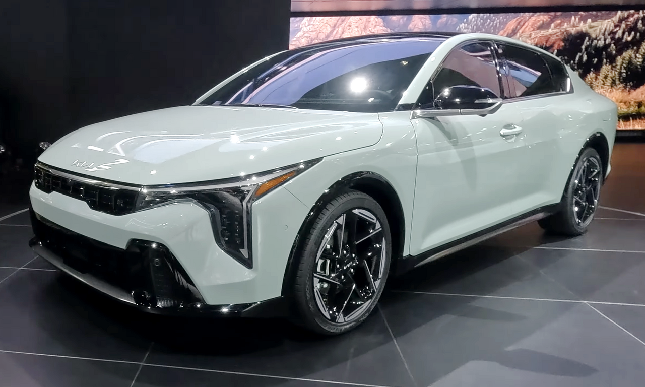 Kia K4
