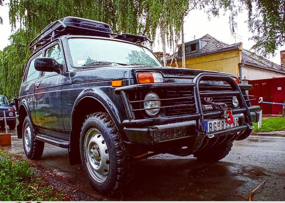 Лада Нива II