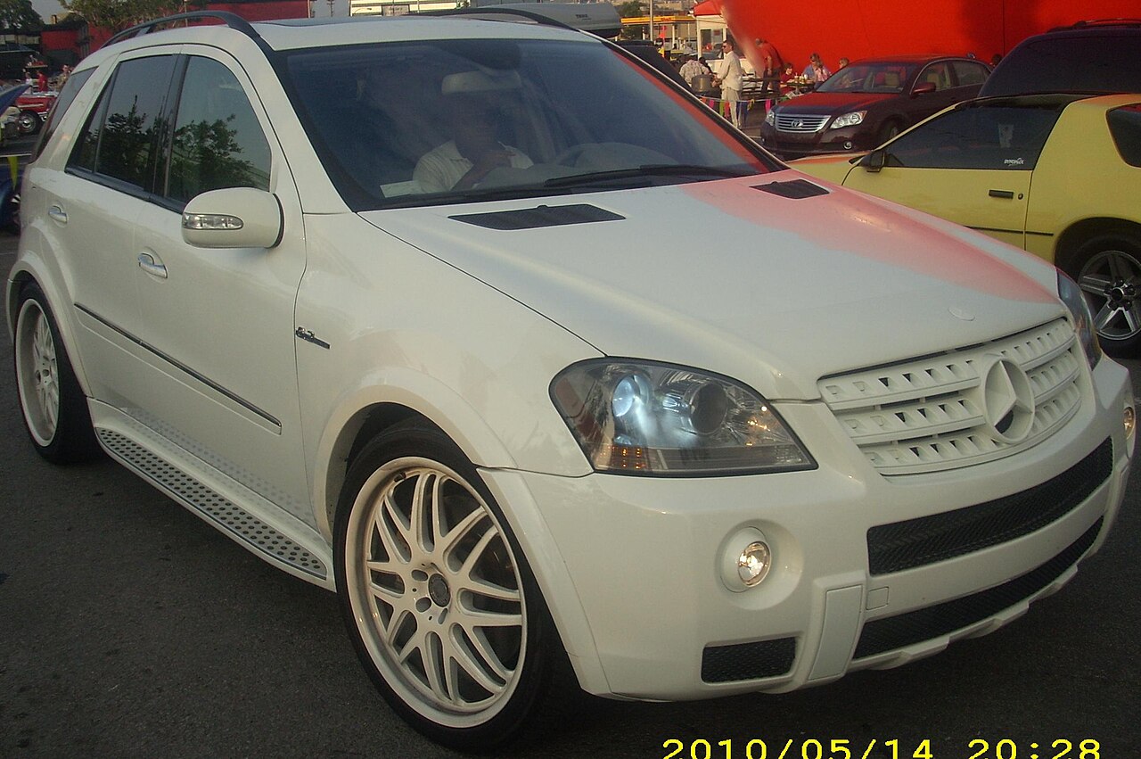 Мерседес M-Class AMG