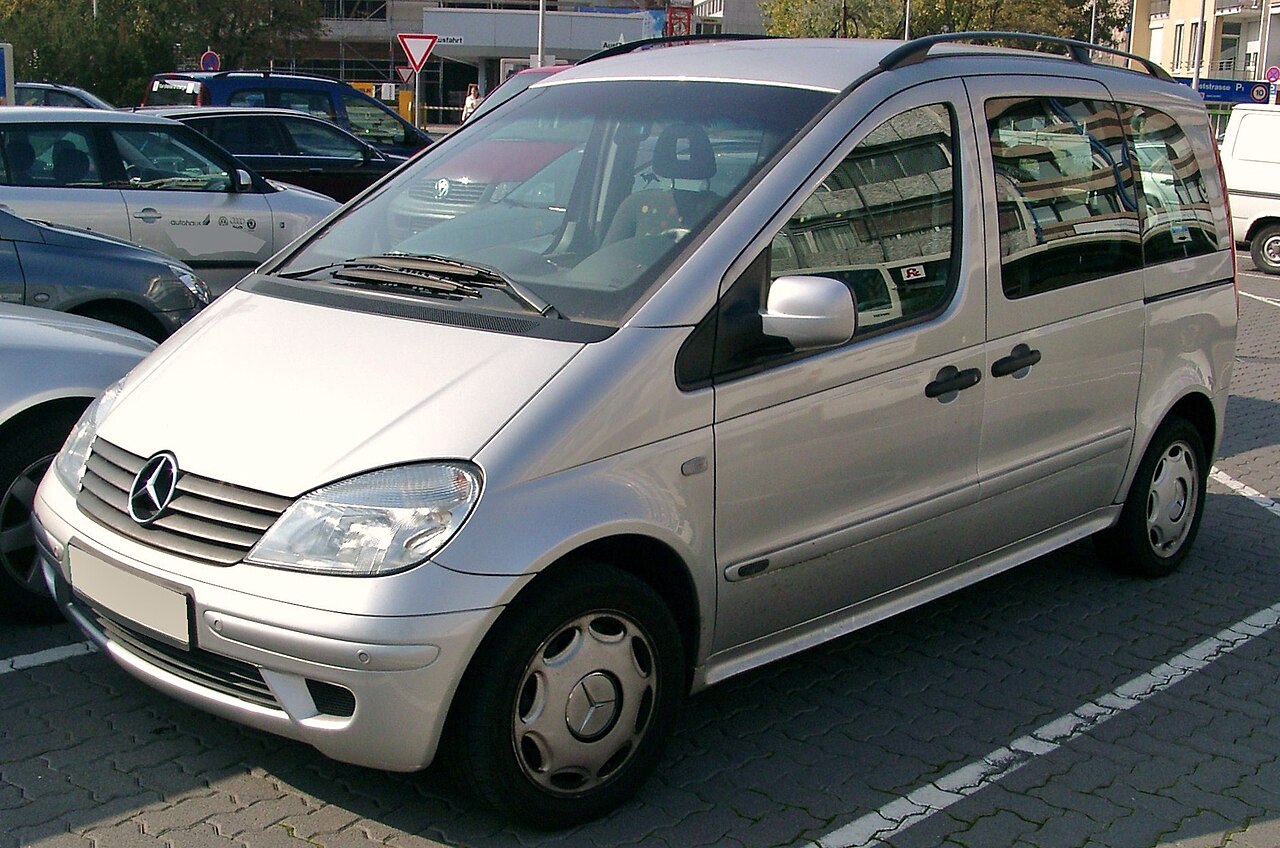 Мерседес Vaneo