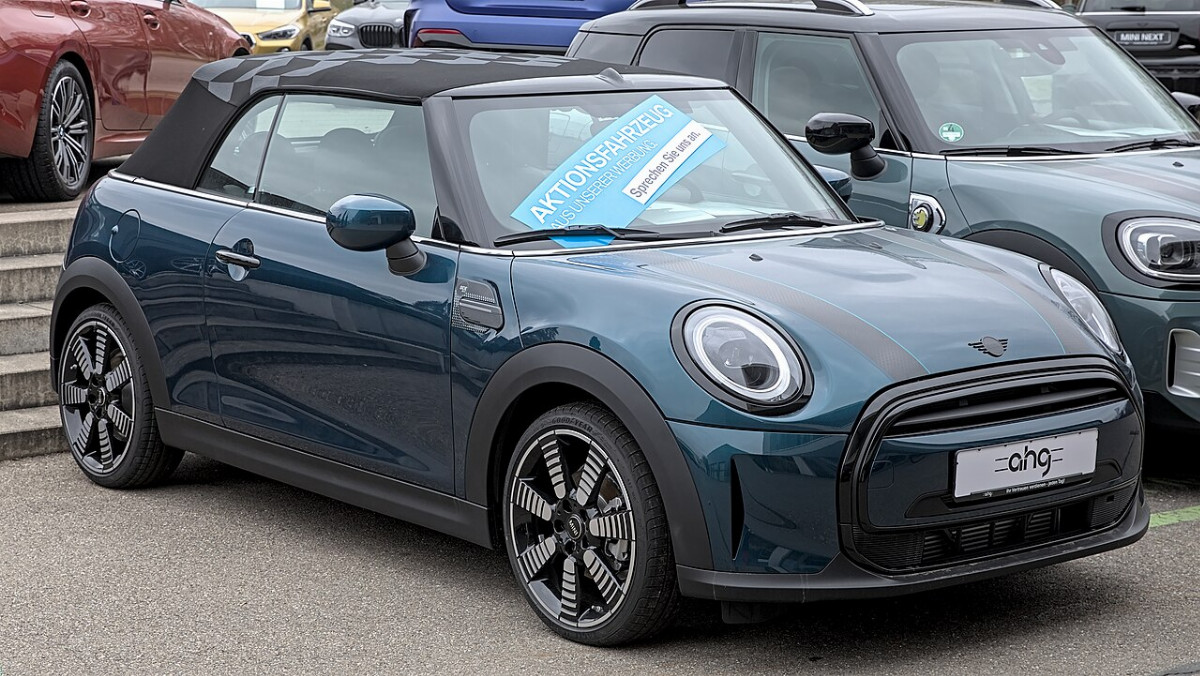 MINI Cabrio