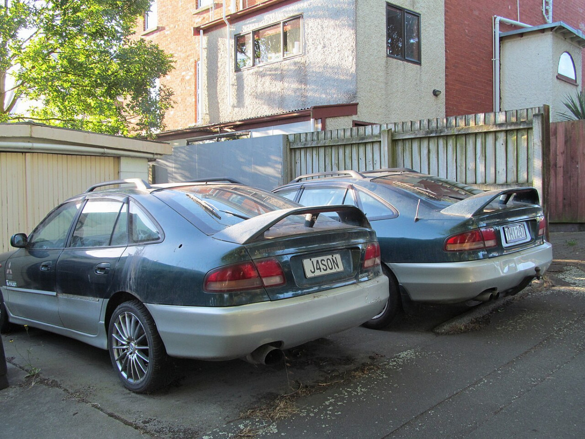 Мицубиси Galant Sports