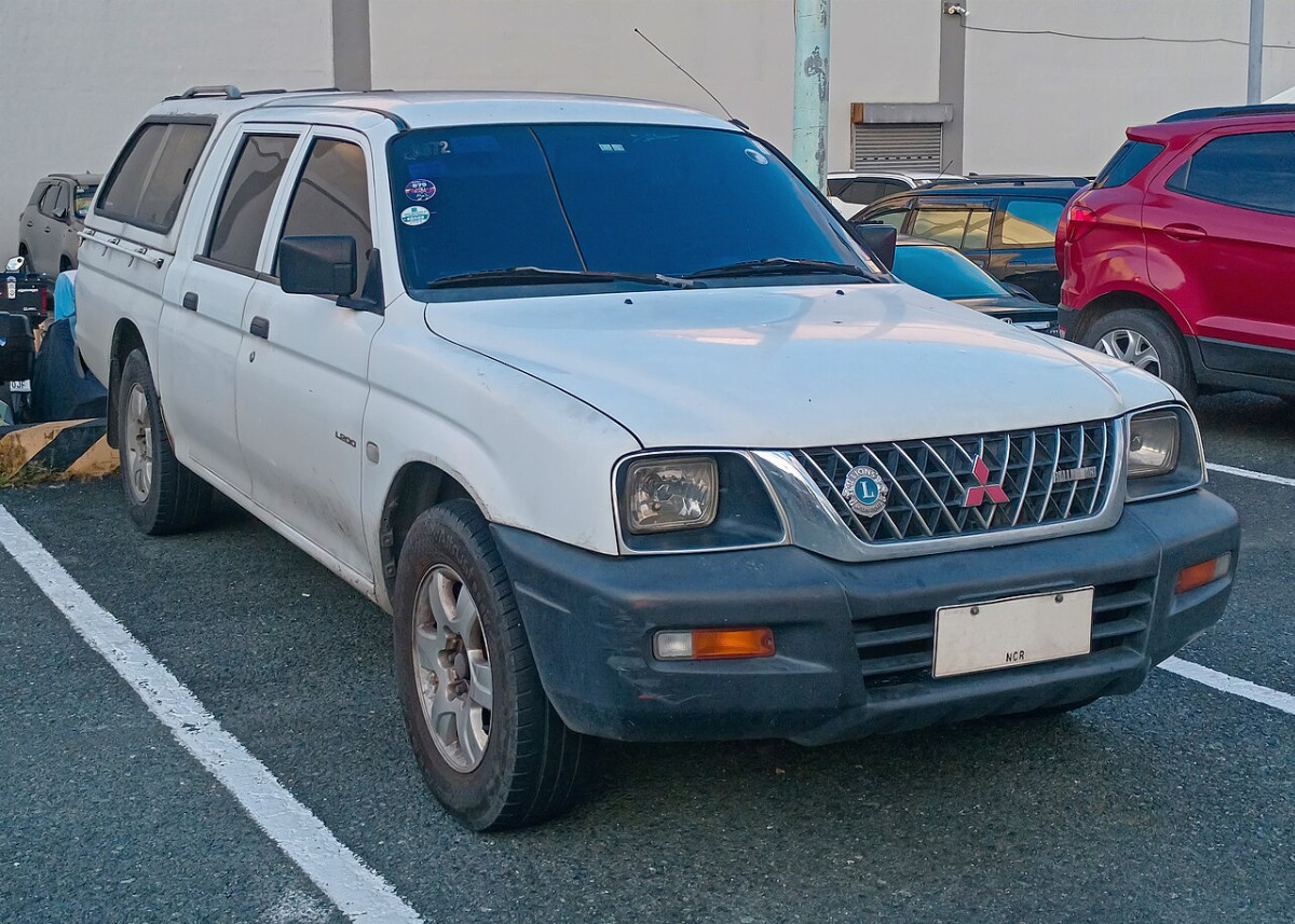 Мицубиси L200