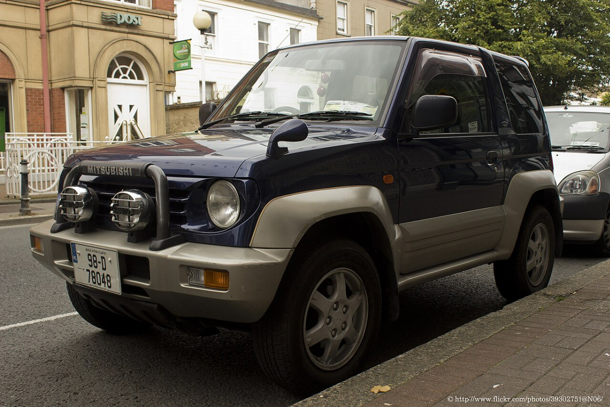 Мицубиси Pajero Jr