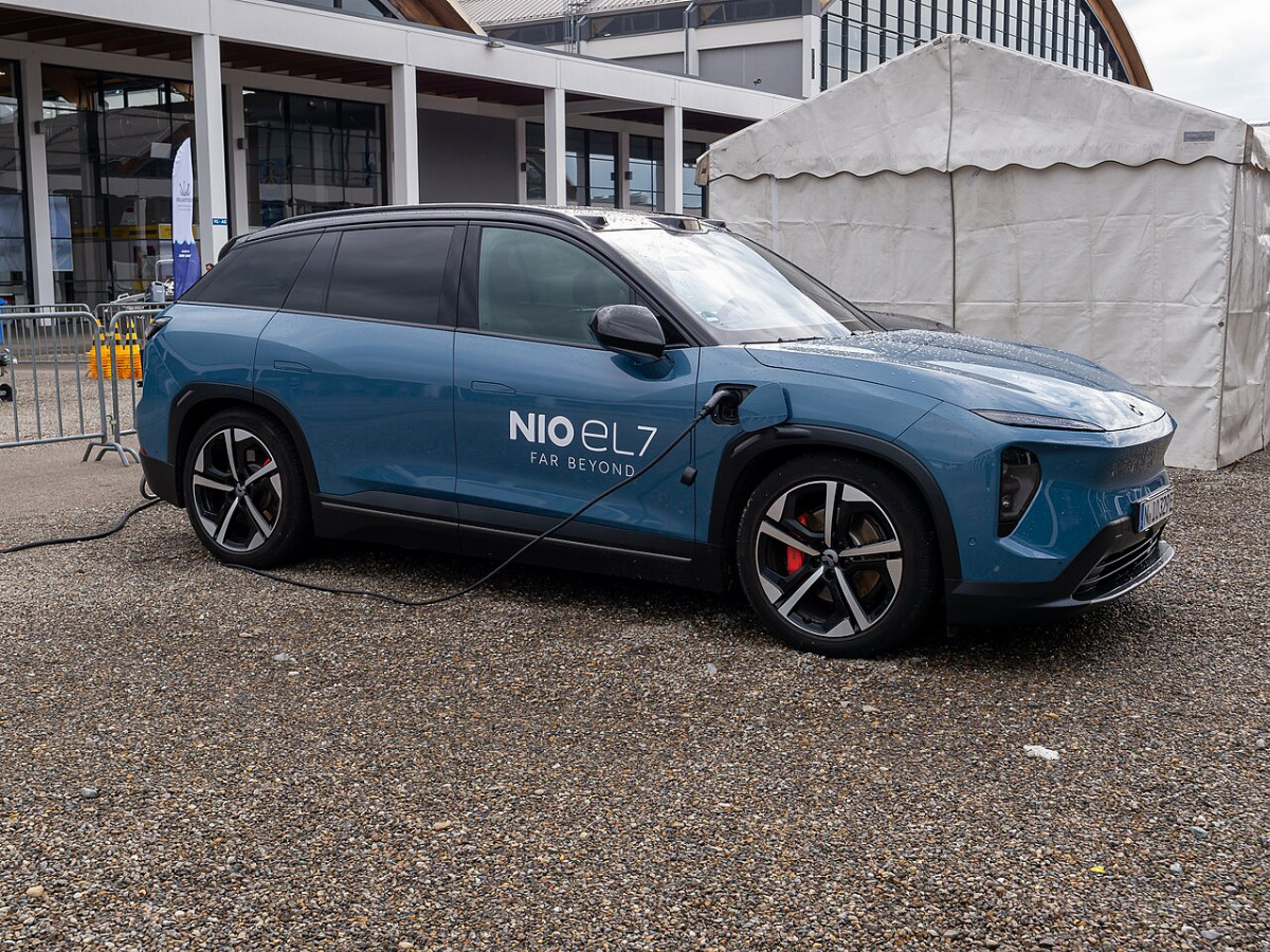 Nio EL7