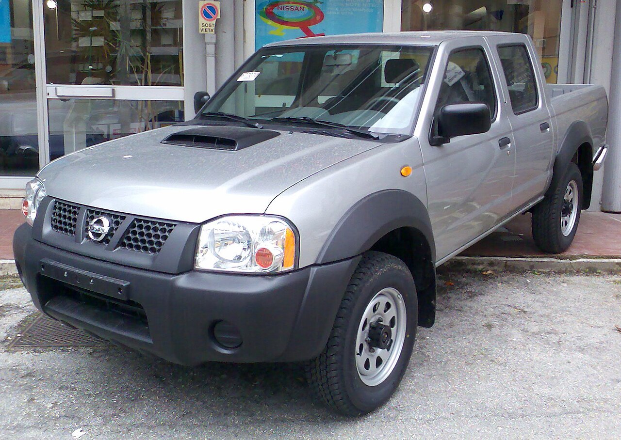 Ниссан NP300