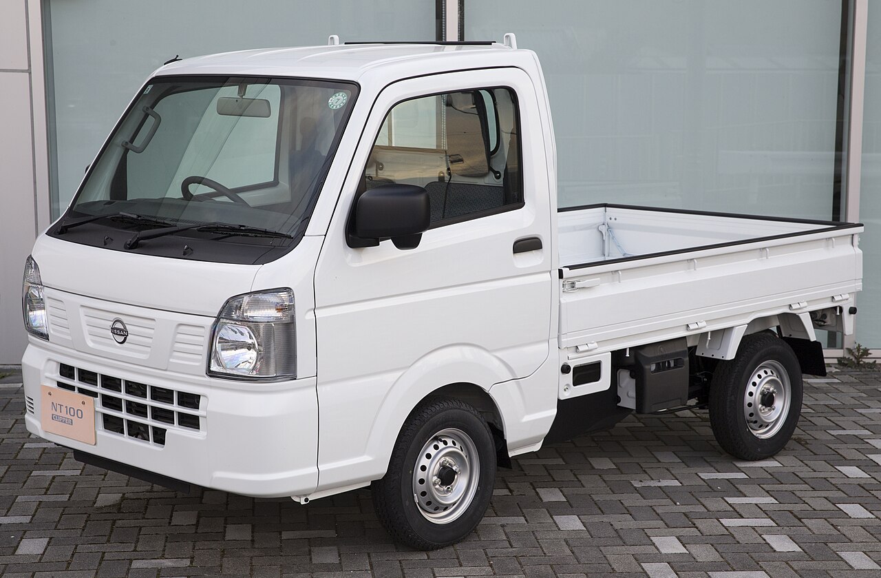 Ниссан NT100 Clipper