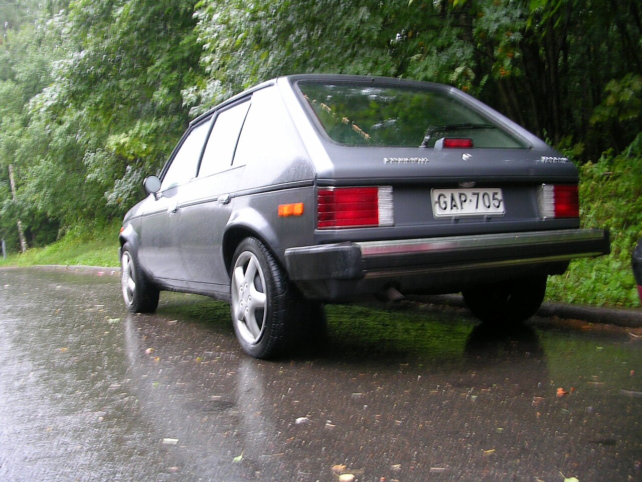 Plymouth Horizon