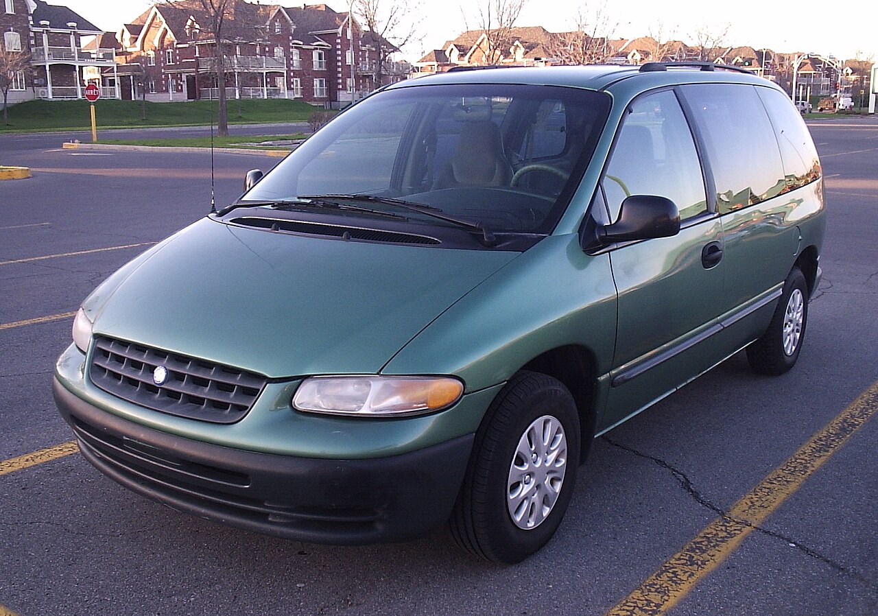 Plymouth Voyager