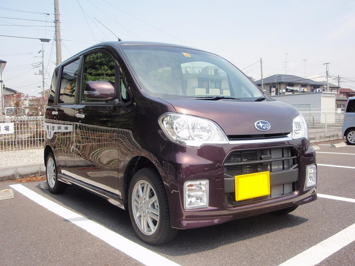 Subaru Lucra
