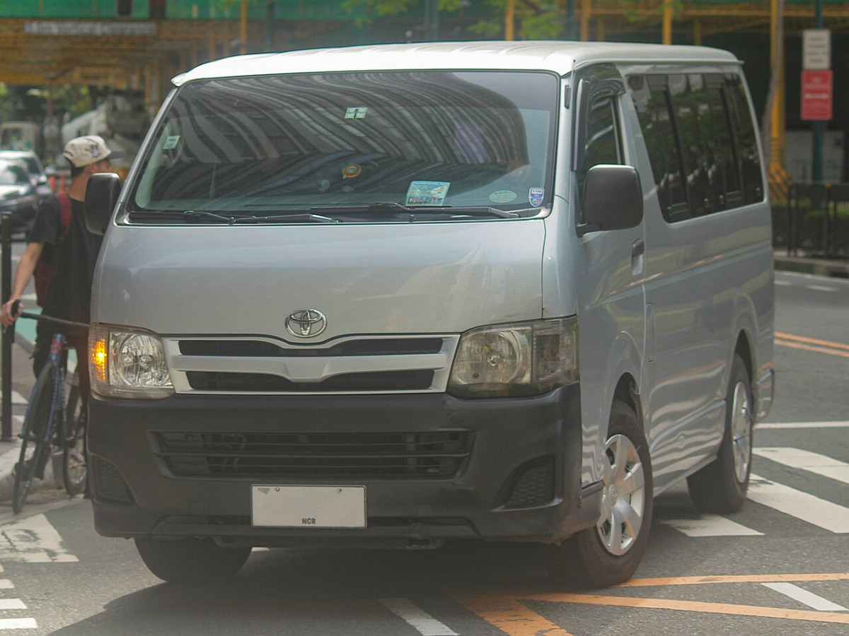 Toyota Commuter