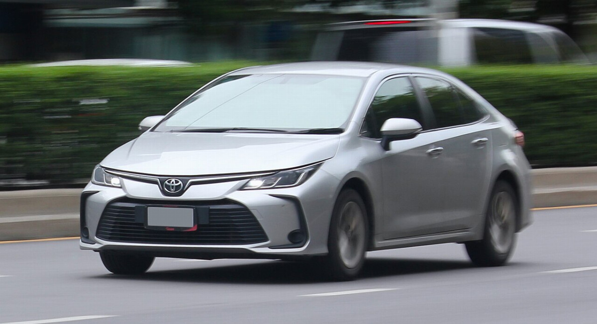 Toyota Corolla Altis