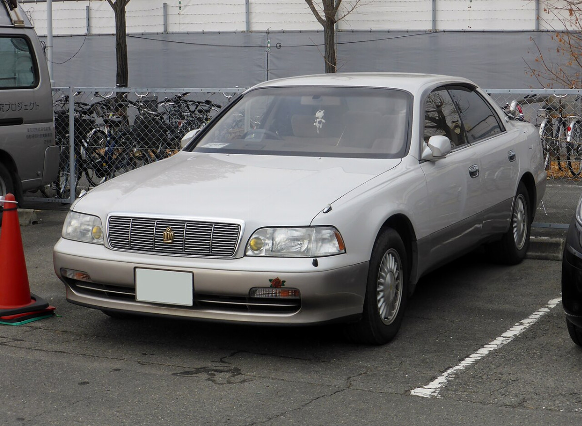 Toyota Crown Majesta
