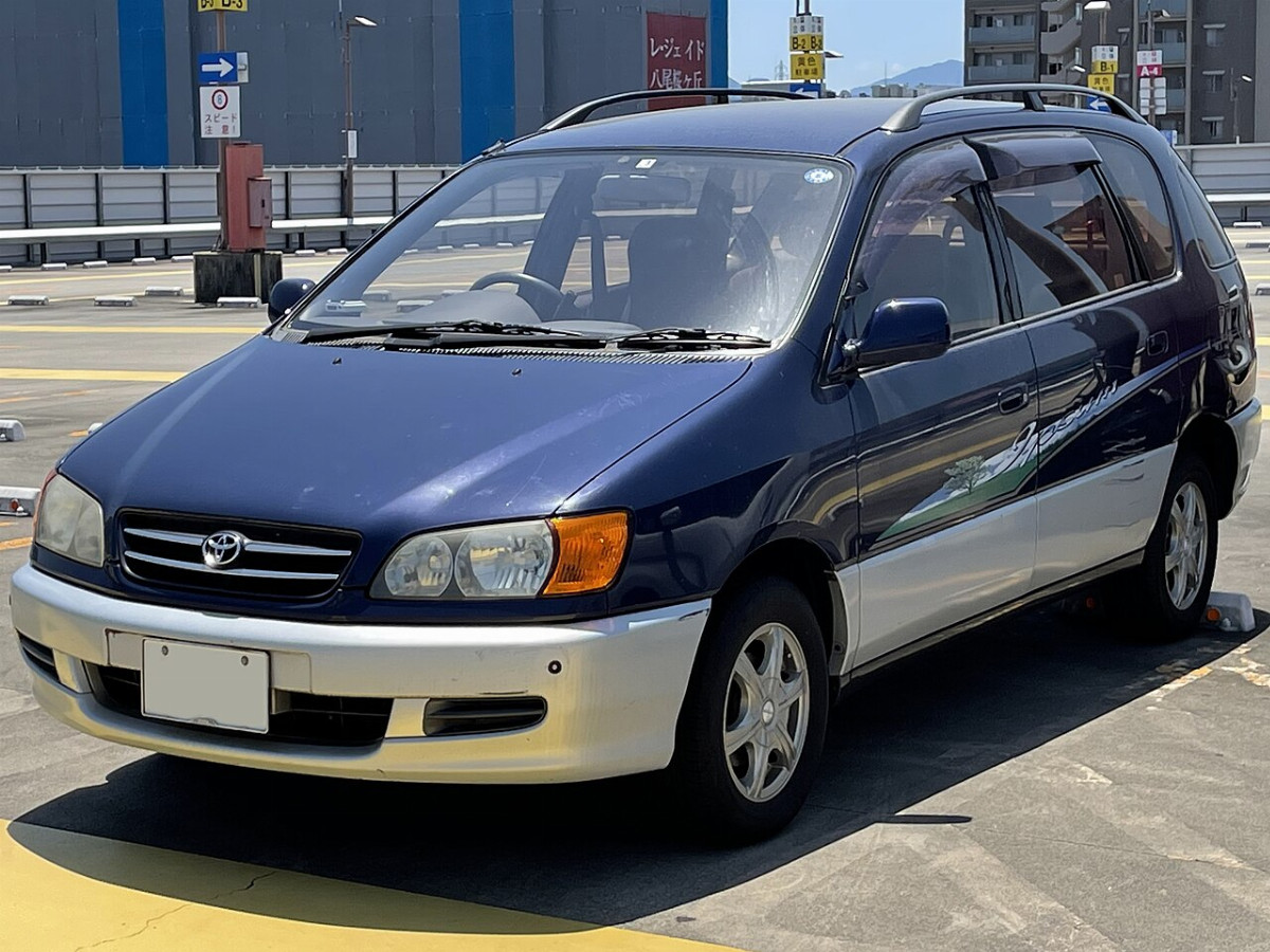 Toyota Ipsum