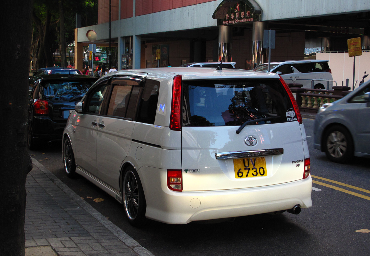 Toyota Isis