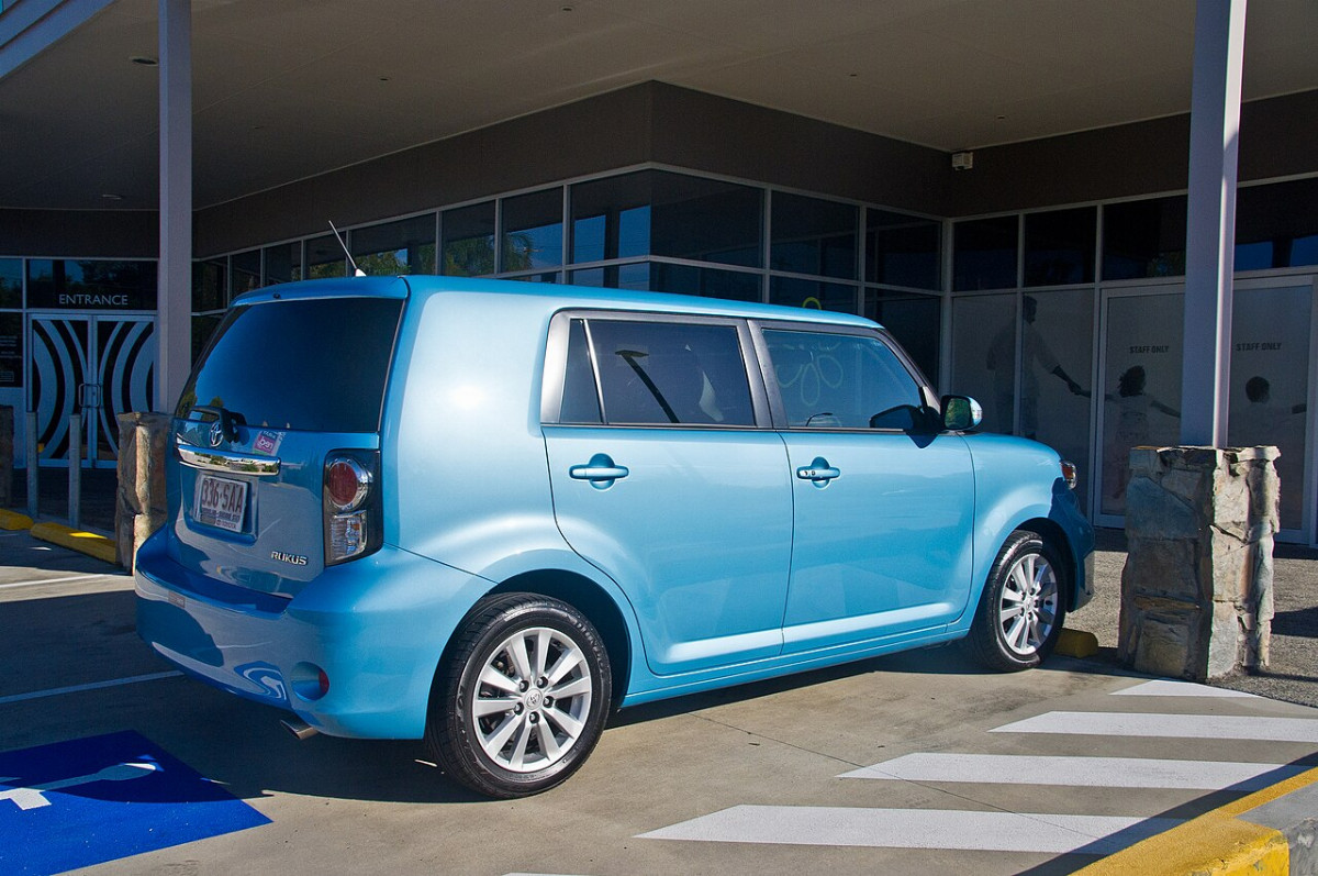 Toyota Rukus