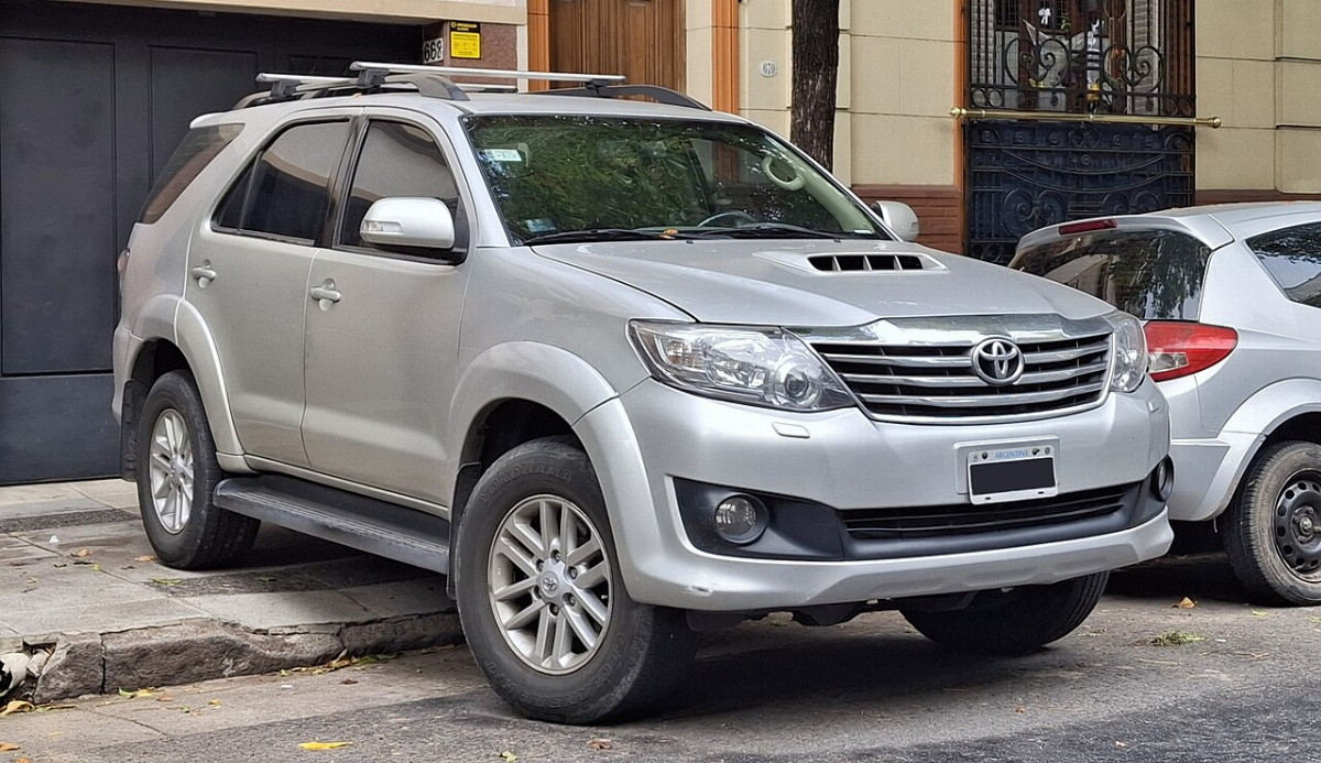 Toyota SW4