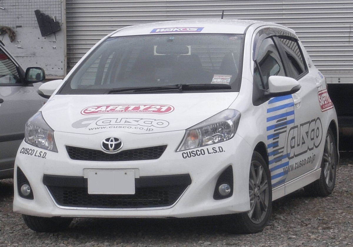 Toyota Vitz