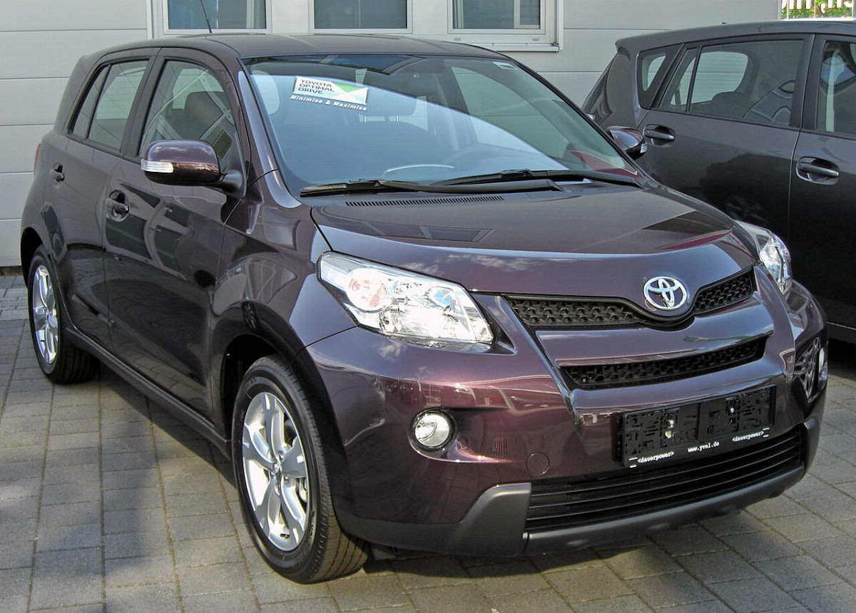 Toyota xA