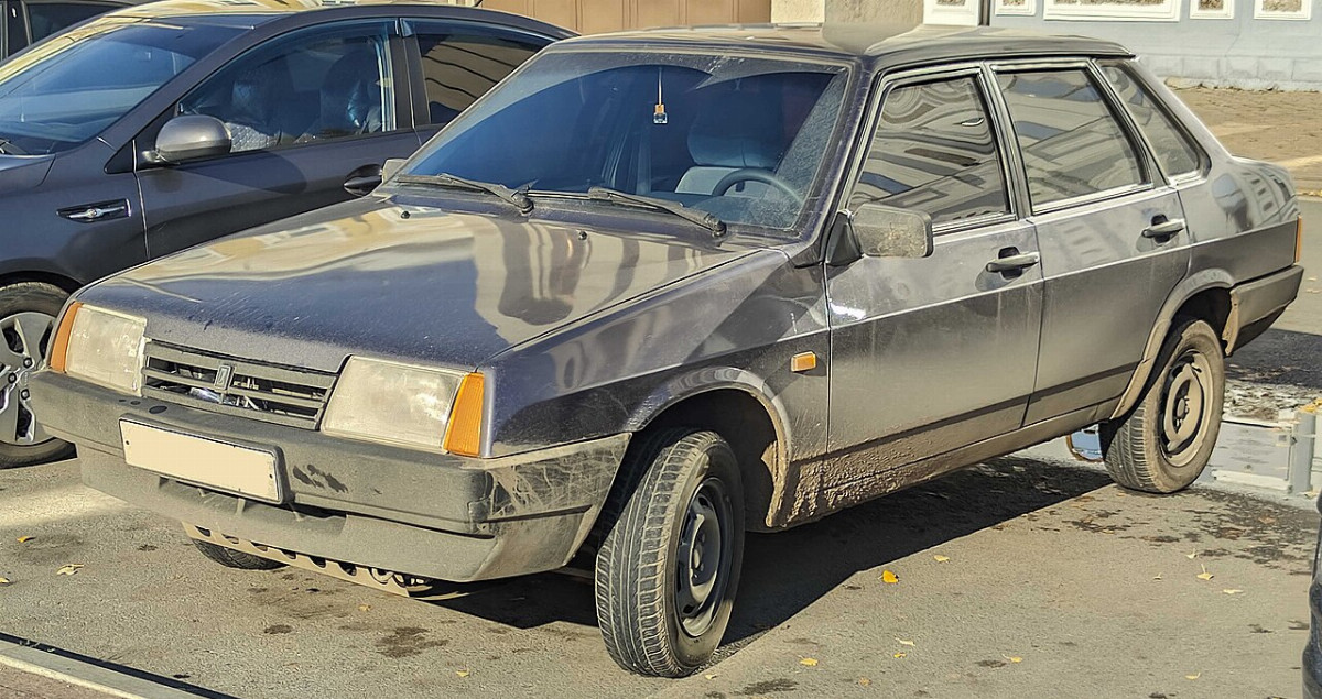 VAZ 21099