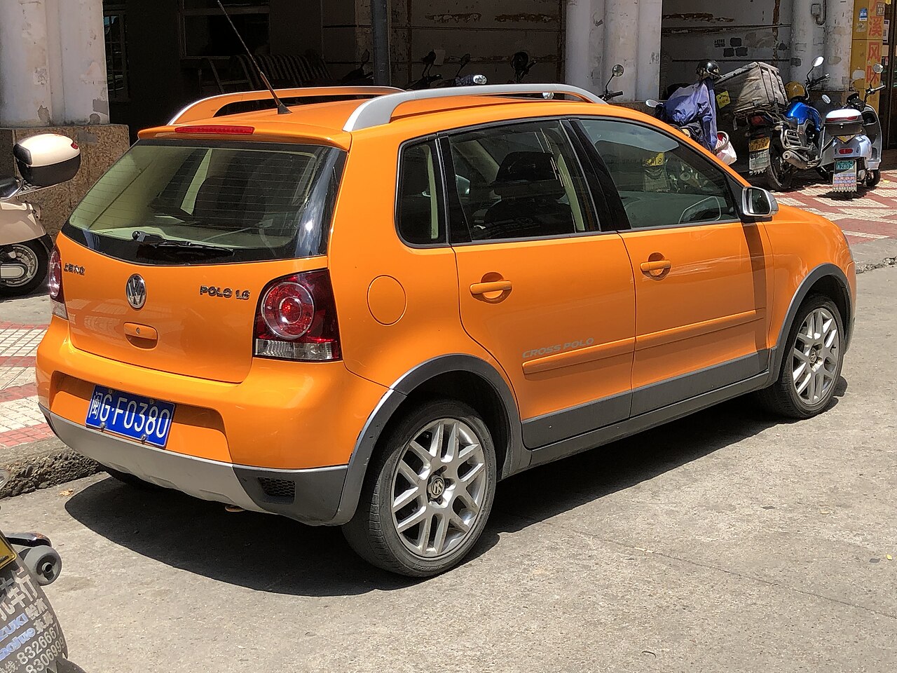 Фольксваген CrossPolo