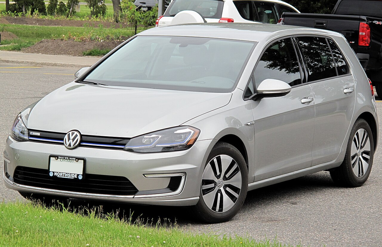 Фольксваген e-Golf