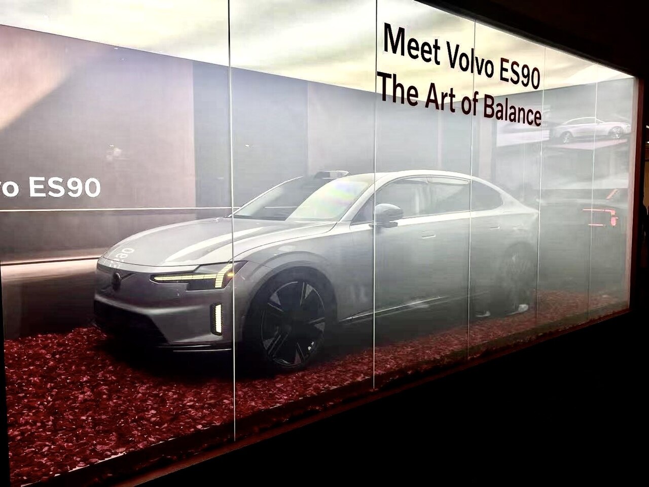 Volvo ES90
