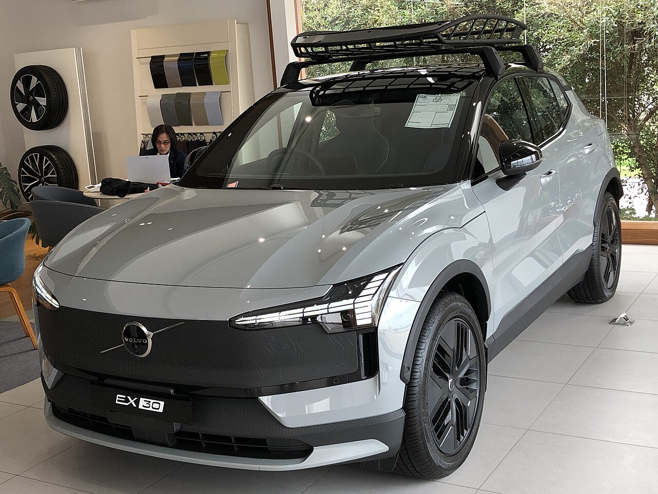 Volvo EX30 Cross Country