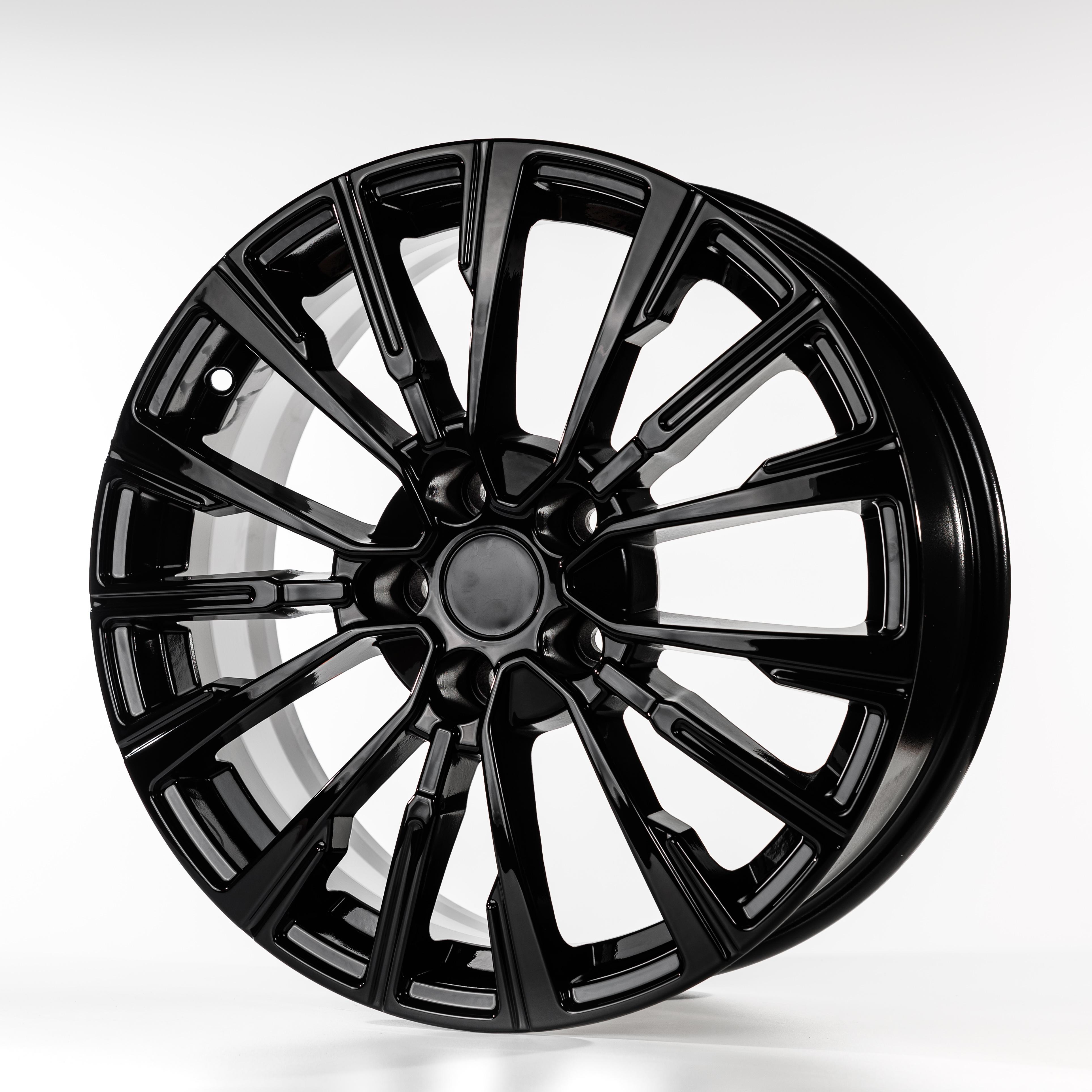 Литой диск Carwel Базан-bl 1720 (Nissan Juke F16 19_24) 7x17 5x114.3 DIA66.1  ET35  BL / Чёрный