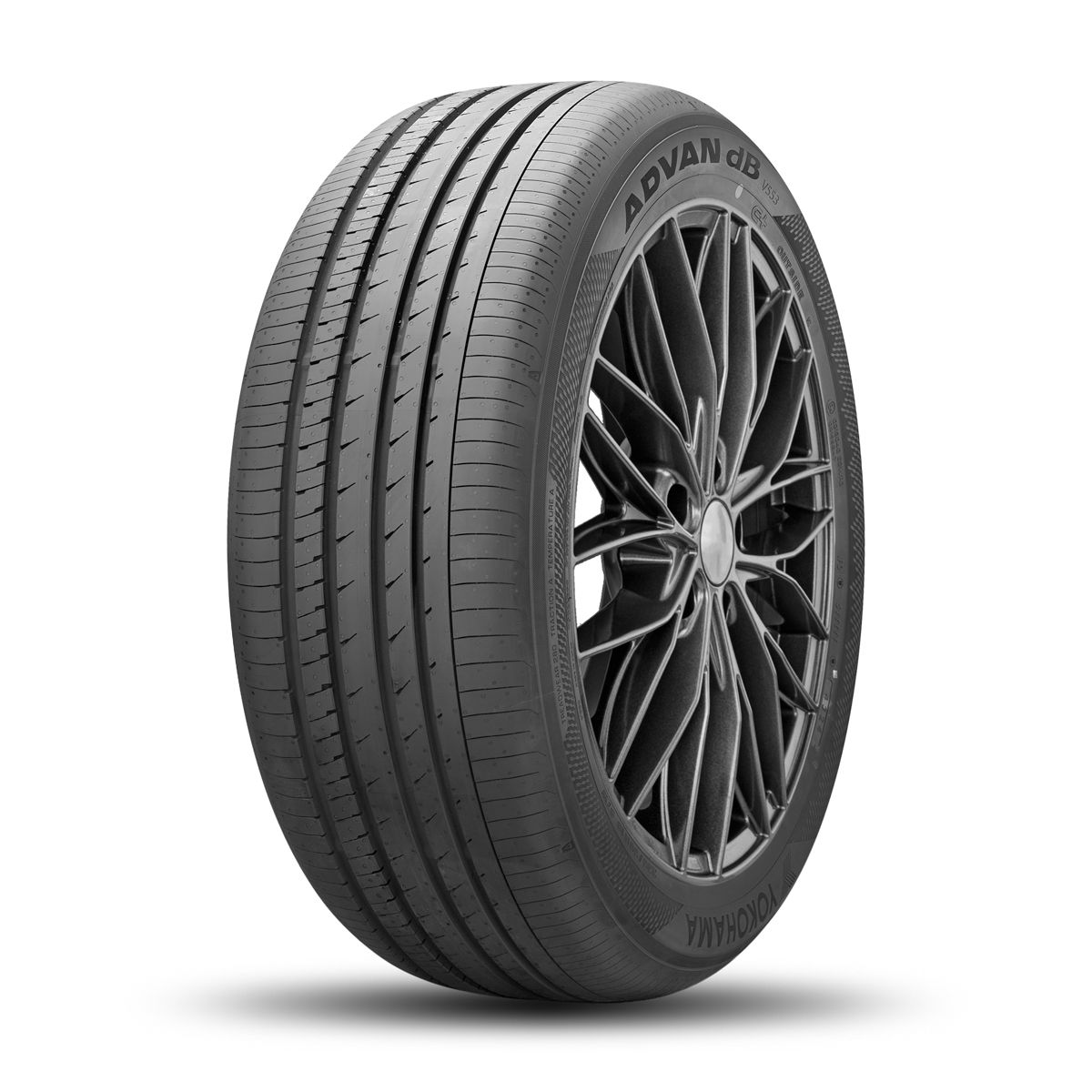 Yokohama V553 215/45 R18 93W 